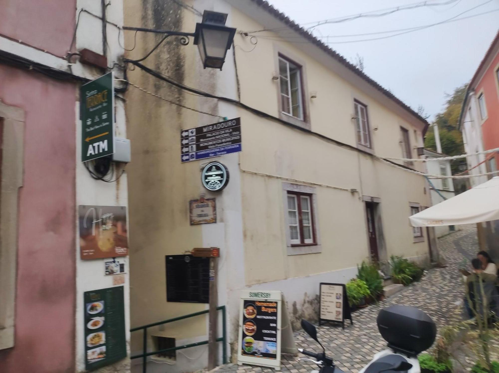 Sintra, T2 In Historic Center With Palace Views, Sintra Bagian luar foto